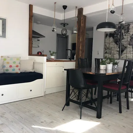 Les Petits Pois Sont Rouges Sion-sur-l'Ocean