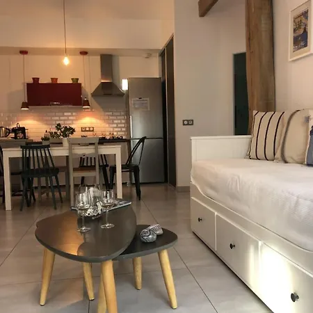 Les Petits Pois Sont Rouges Holiday home *